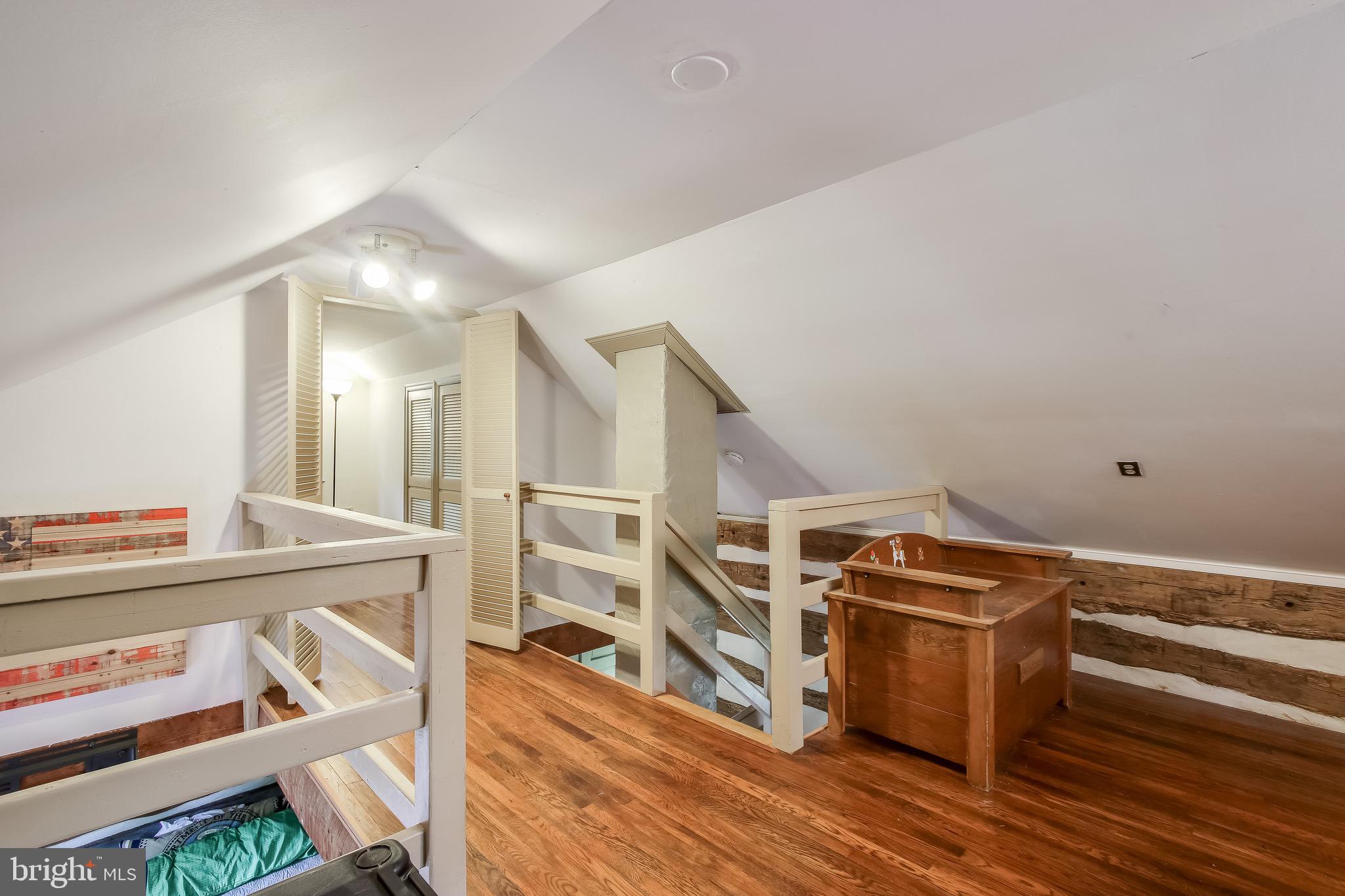 5107 Toyer Road Keedysville, MD 21756 - Photo 7 of 14 Loft & bedroom