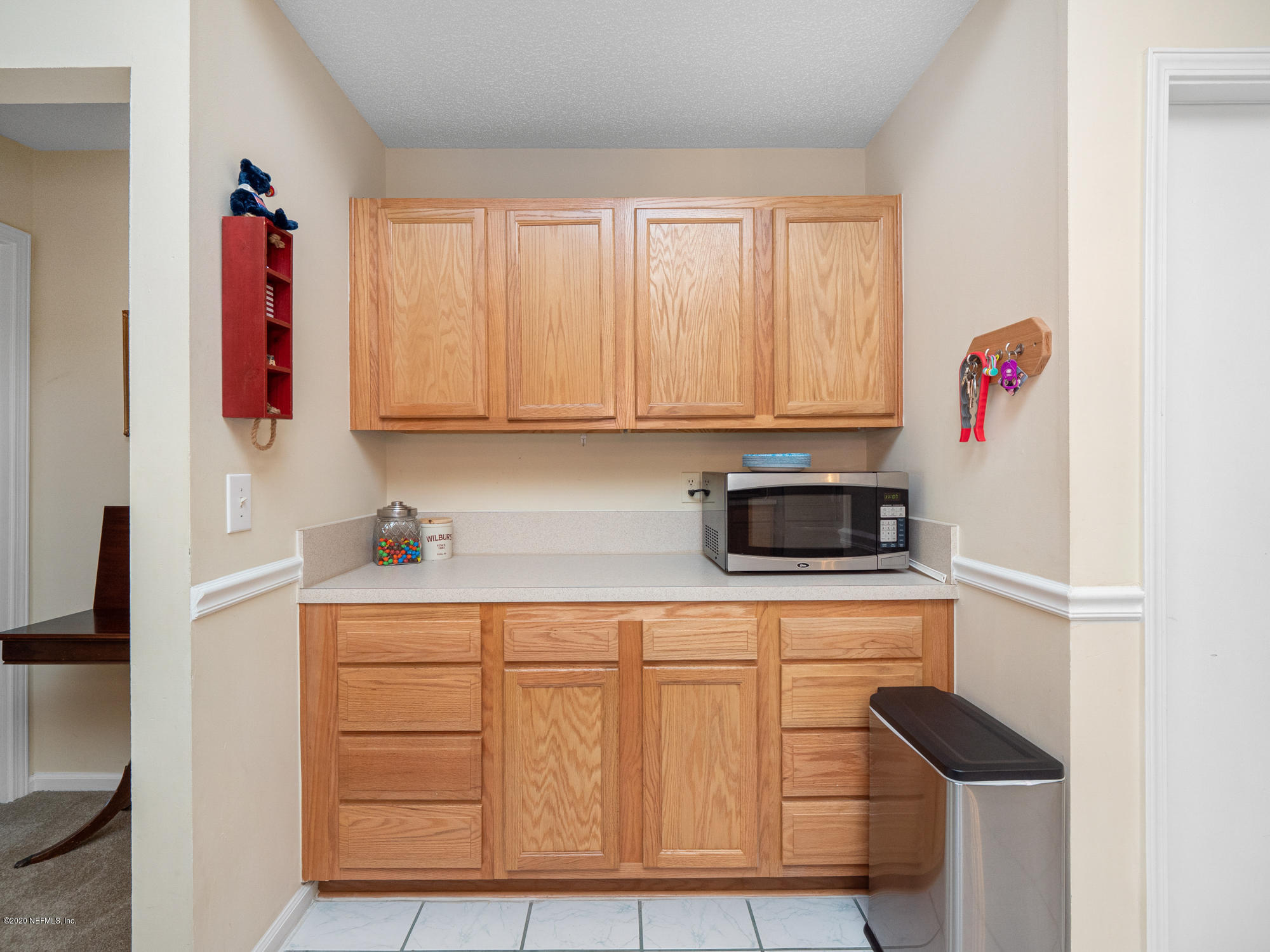 1826 Blue Ridge Drive Jacksonville, FL 32246 - Photo 11 of 27 Plenty of cabinets