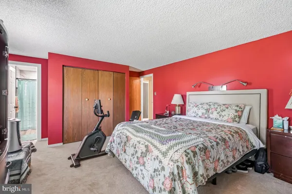 $430,000 | 10 Carlyle Drive, Wrightstown, NJ 08562