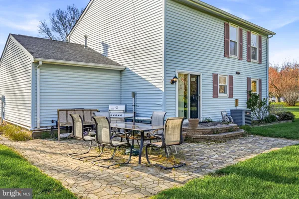 $430,000 | 10 Carlyle Drive, Wrightstown, NJ 08562