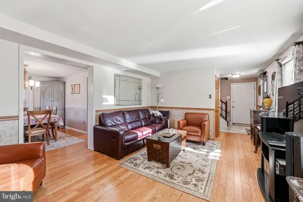 $430,000 | 10 Carlyle Drive, Wrightstown, NJ 08562