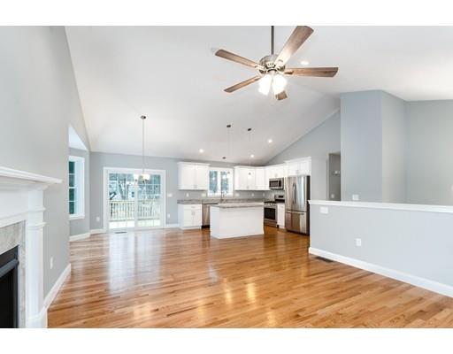 7 Oscar Road Webster, MA 01570 - Photo 2 of 29 Gallery Image 2