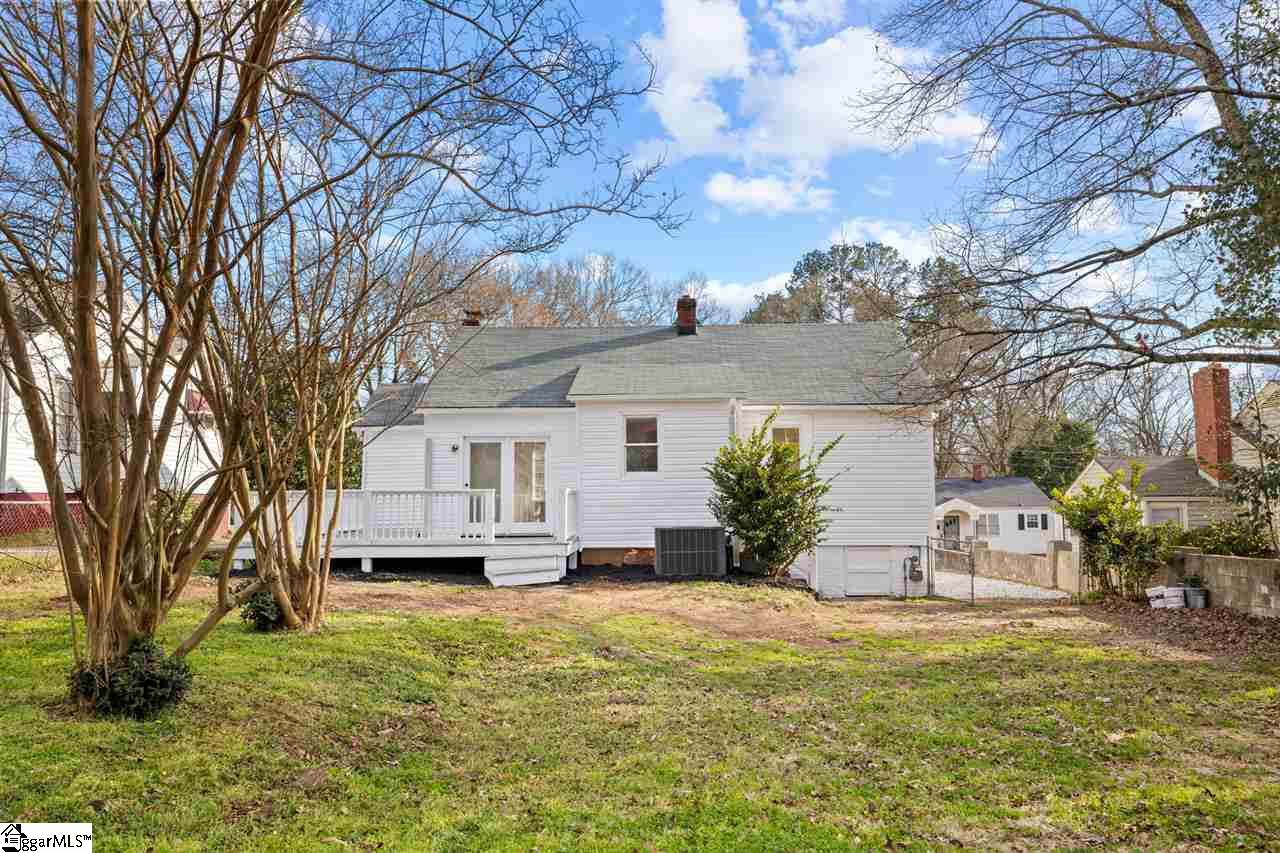 130 Pleasant Ridge Avenue Greenville, SC 29605 - Photo 12 of 13