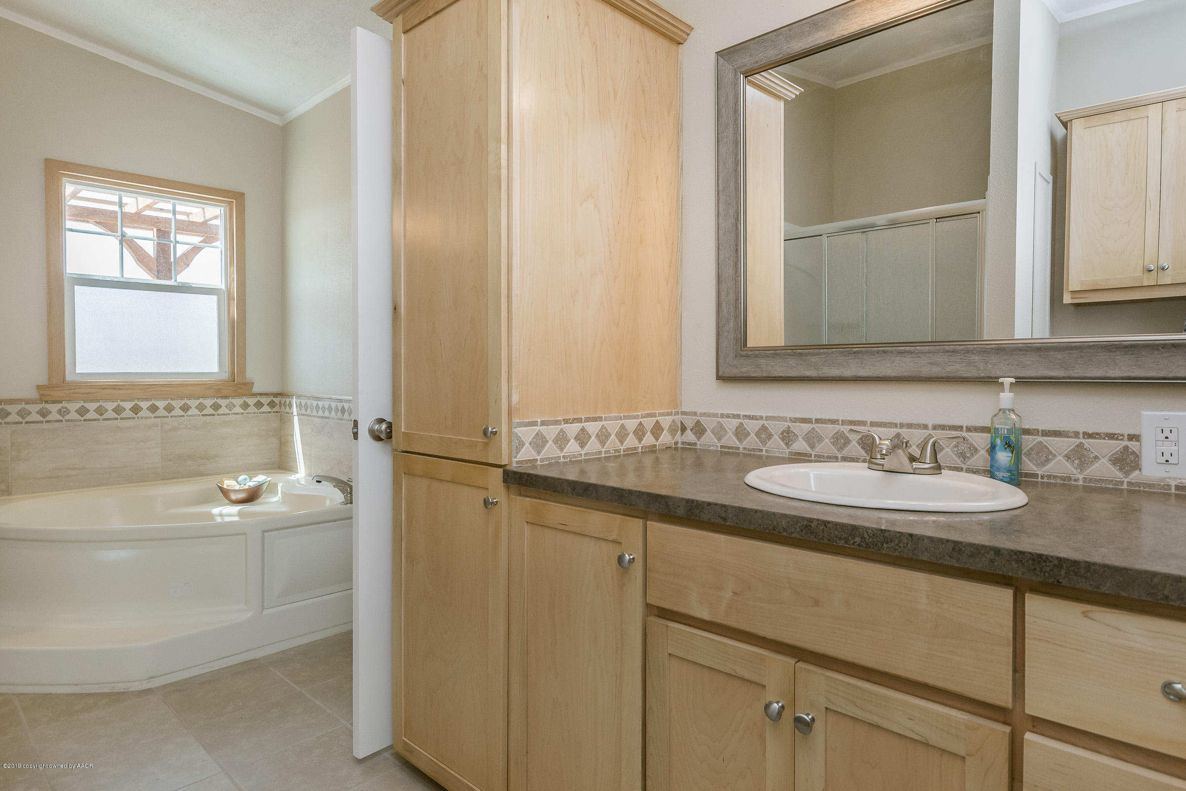 7241 White Buffalo Road Amarillo, TX 79124 - Photo 12 of 21 Master Bathroom