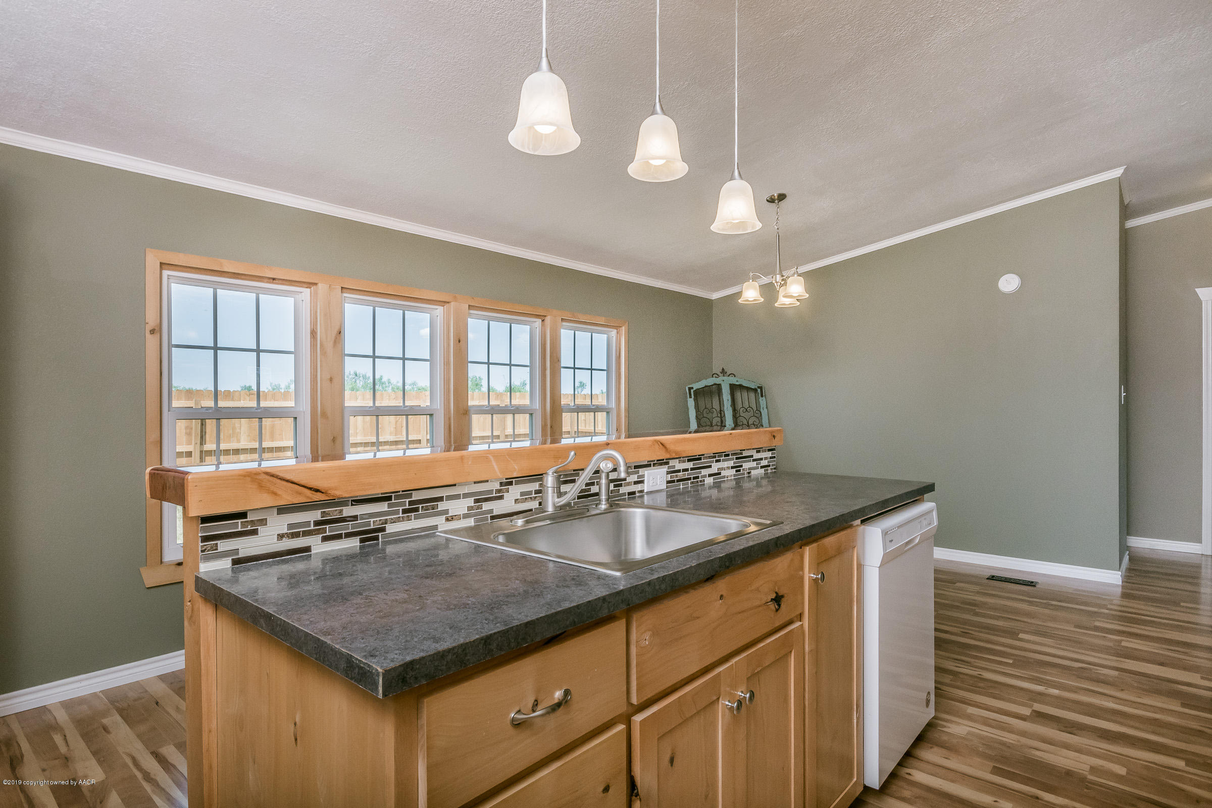 7241 White Buffalo Road Amarillo, TX 79124 - Photo 8 of 21 Kitchen-3