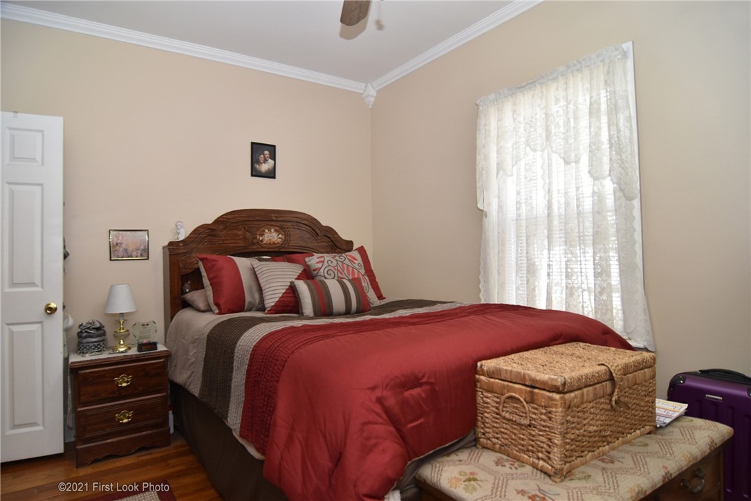 572 Manville Road Woonsocket, RI 02895 - Photo 11 of 48