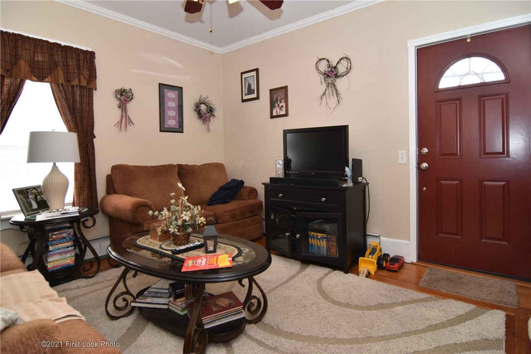 572 Manville Road Woonsocket, RI 02895 - Photo 8 of 48