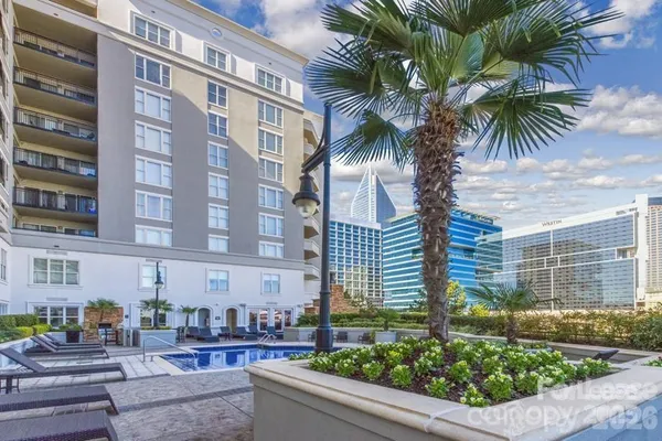 $2,804 | 909 Camden Grandview Road, Unit C3, Charlotte, NC 28202