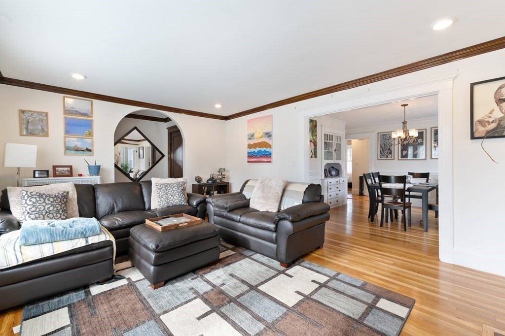 219-221 Trapelo Road Belmont, MA 02478 - Photo 7 of 41 Gallery Image 7