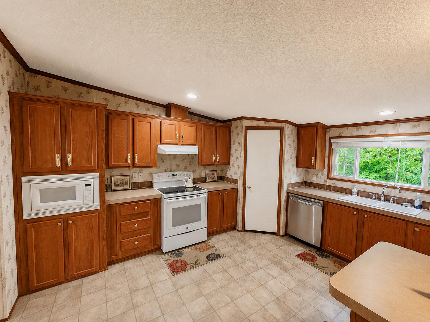 963 Upper Craigs Creek Road Catawba, VA 24070 - Photo 8 of 27 kitchen