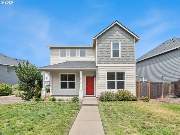 $576,900 | 841 South 26th Avenue, Cornelius, OR 97113