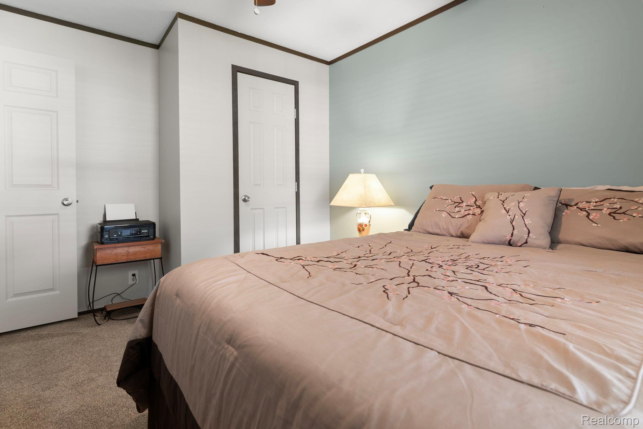 303 Toucan Street Rochester, MI 48309 - Photo 16 of 21 15-web-or-mls-DSC_9856.jpg