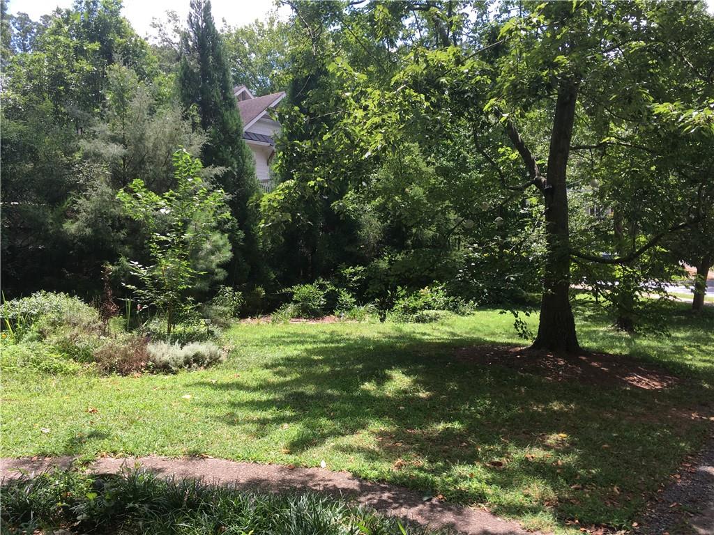 136 Bucher Drive Decatur, GA 30030 - Photo 3 of 9 Gallery Image 3