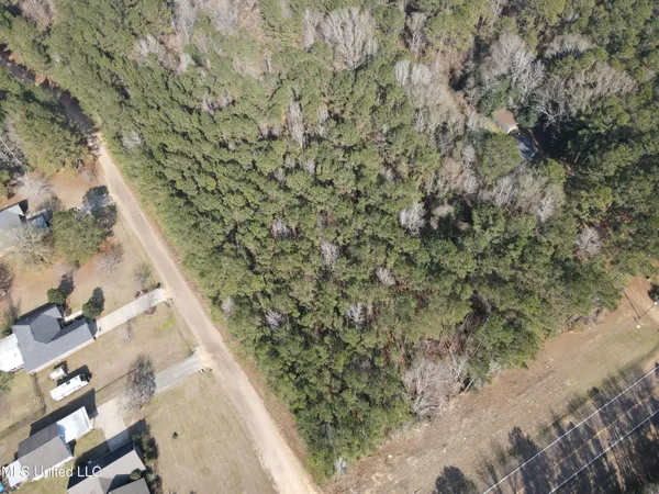 $22,900 | 0 Wildwood Trail Southeast, Meadville, MS 39653