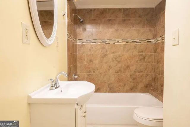 $300,000 | 121 Jaley Parkway, Locust Grove, GA 30248