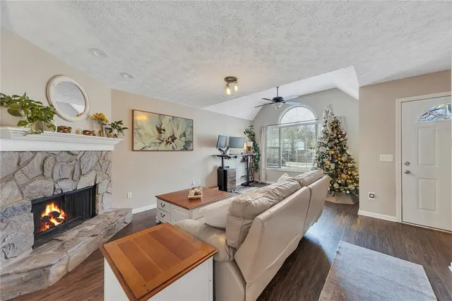 $349,000 | 809 Overlook Trail, Canton, GA 30115