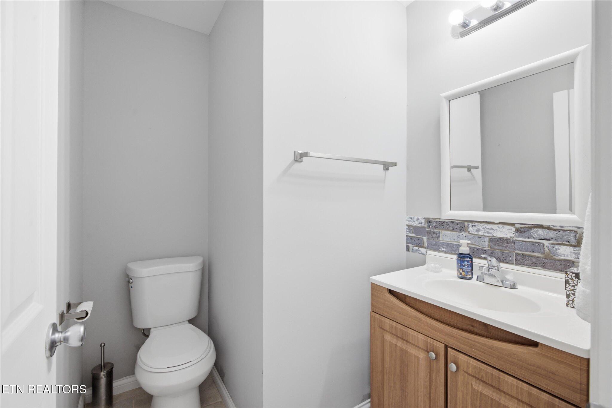 2718 Chukar Road Knoxville, TN 37923 - Photo 27 of 39 lower level 1/2 BA