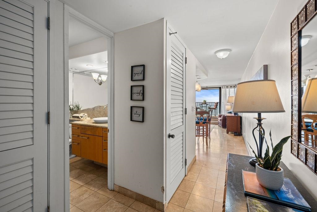 3785 Lower Honoapiilani Road, Unit 208 Lahaina, HI 96761 - Photo 22 of 50 a view of a hallway a room and wooden floor