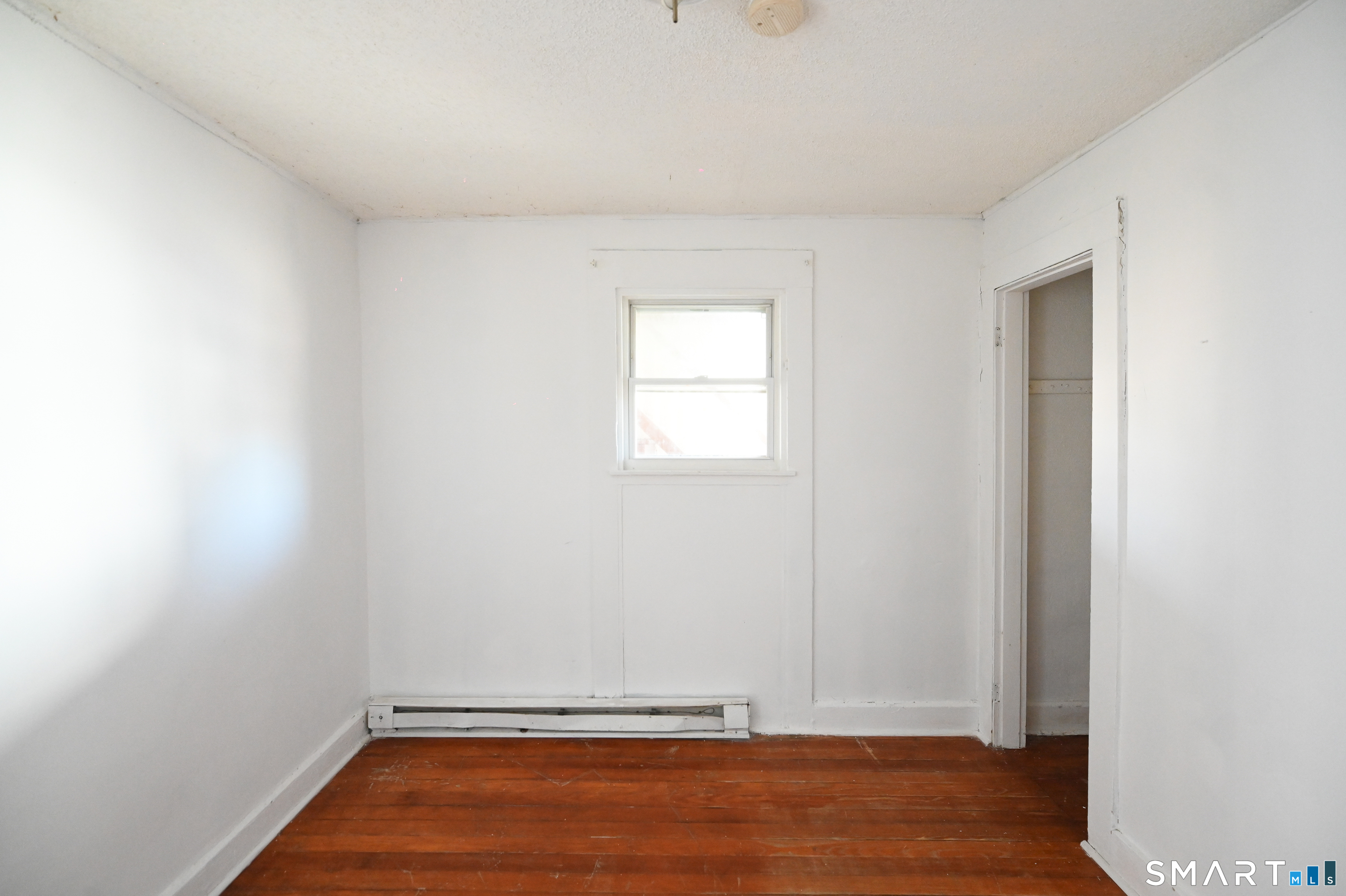 12 Benham Street Waterbury, CT 06708 - Photo 14 of 37