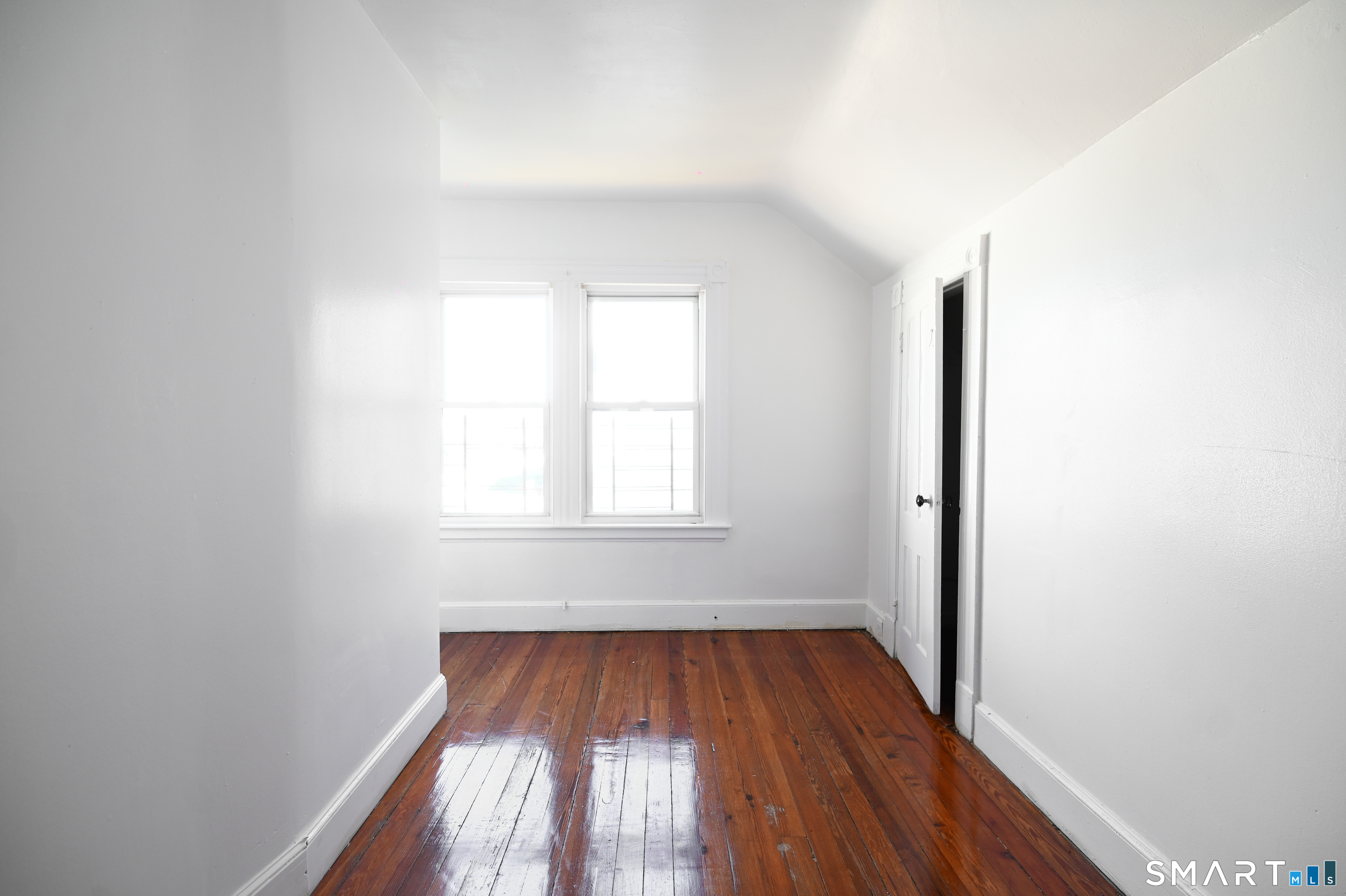 12 Benham Street Waterbury, CT 06708 - Photo 25 of 37