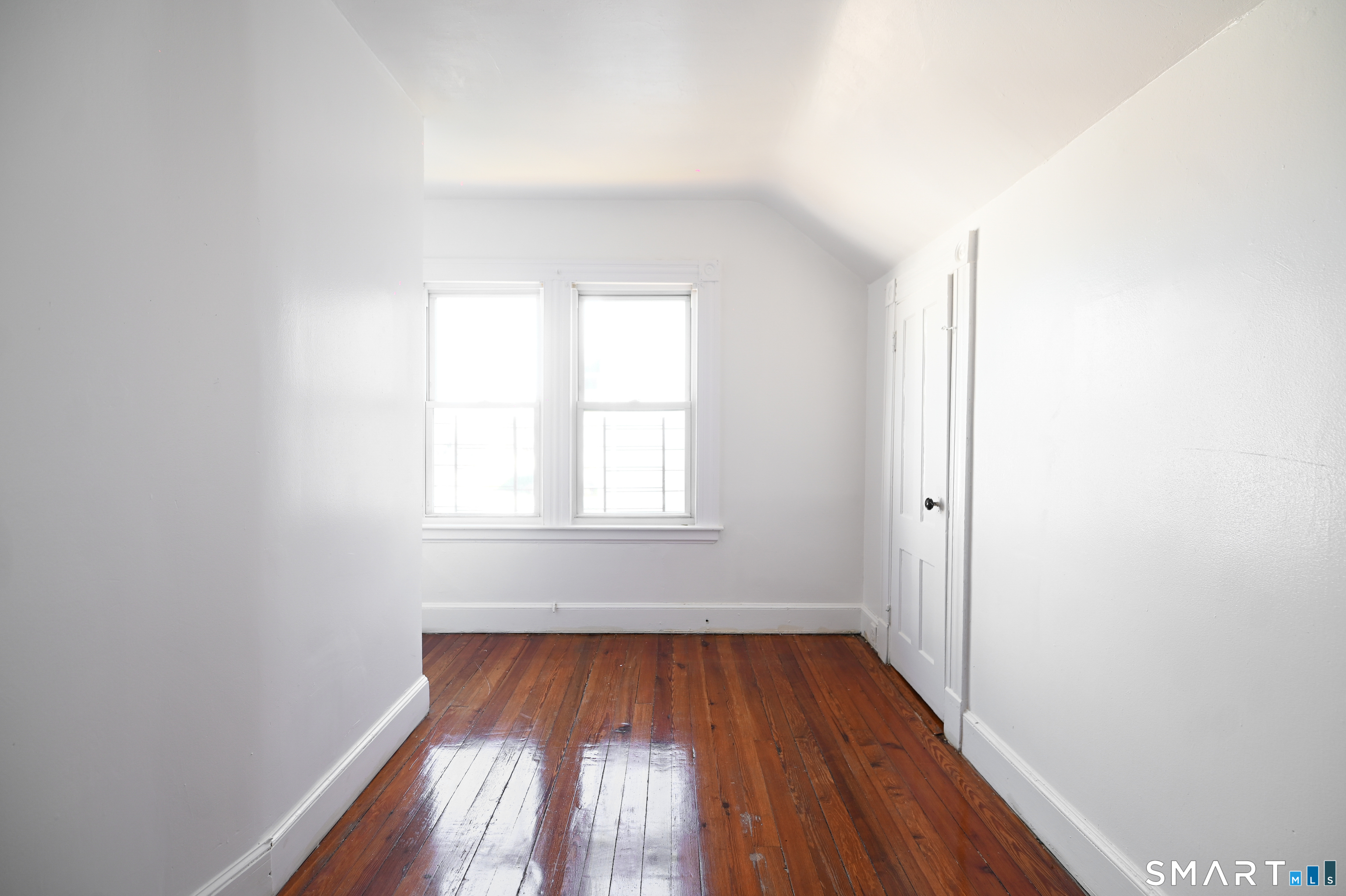 12 Benham Street Waterbury, CT 06708 - Photo 26 of 37