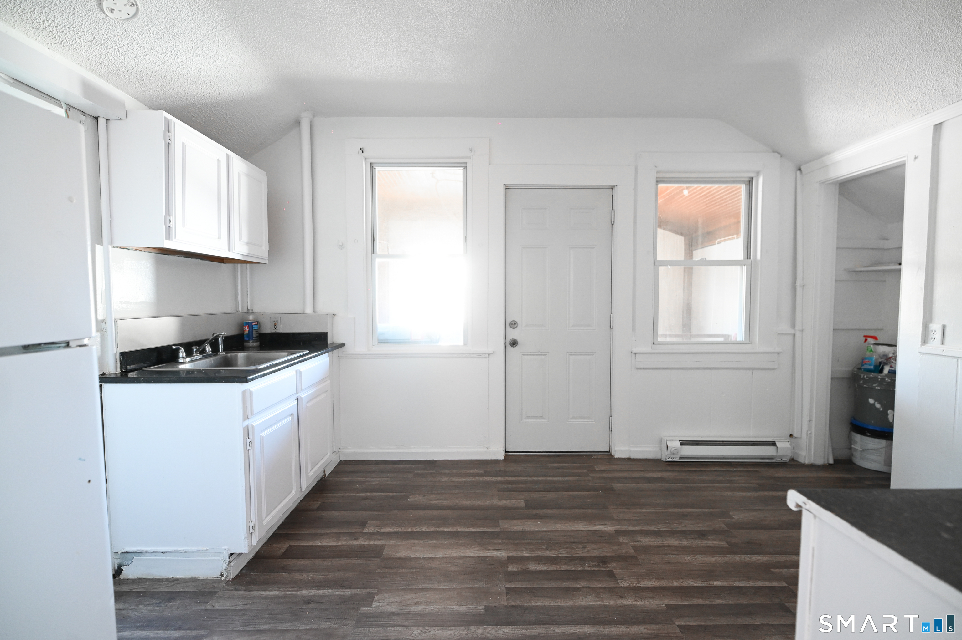 12 Benham Street Waterbury, CT 06708 - Photo 28 of 37