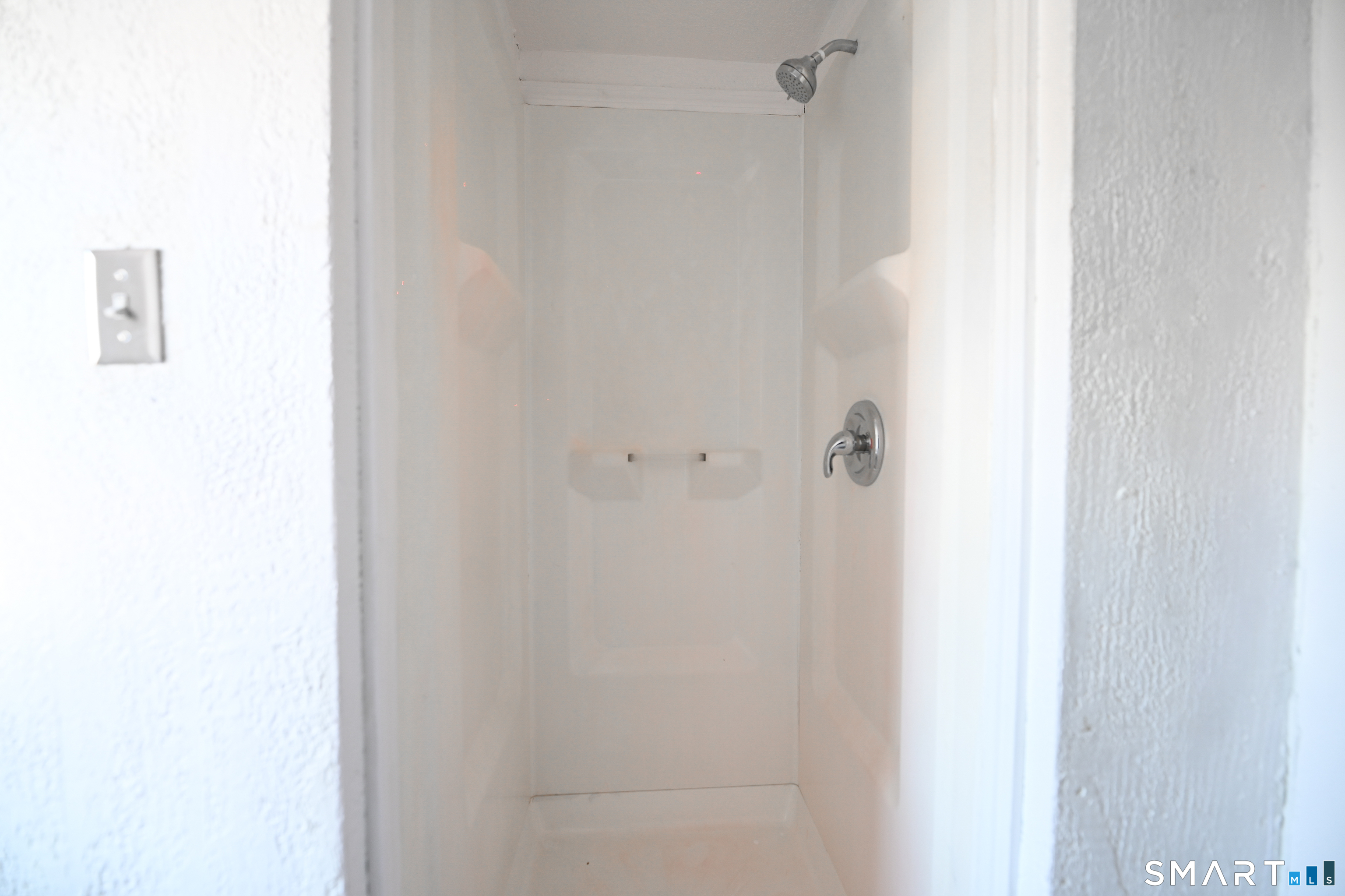 12 Benham Street Waterbury, CT 06708 - Photo 35 of 37