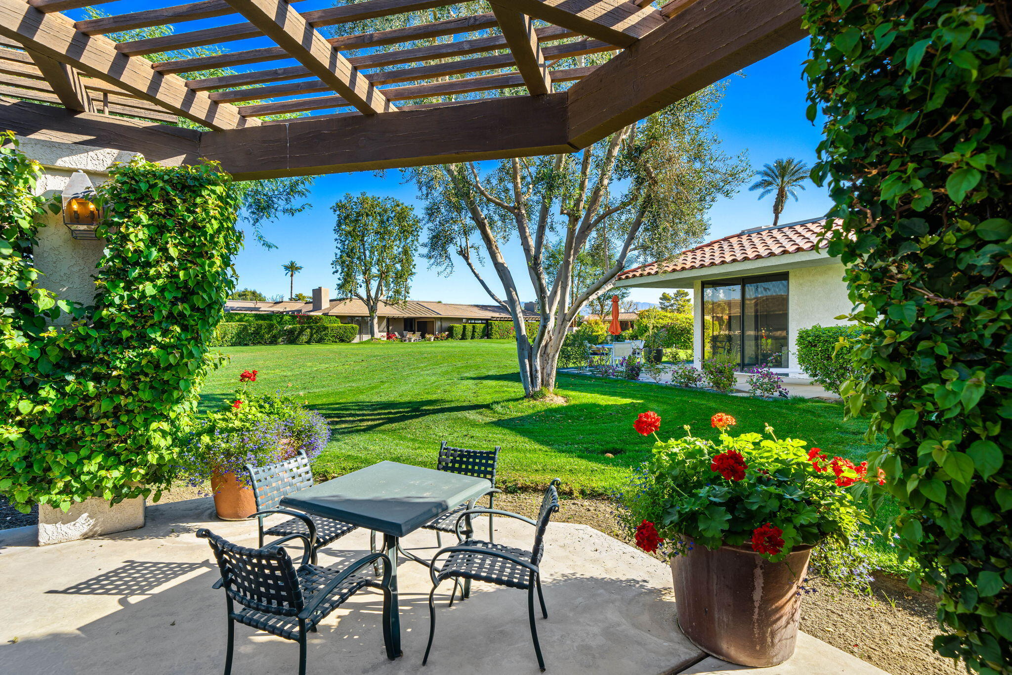 4 Rutgers Court Rancho Mirage, CA 92270 - Photo 24 of 51 25_4_Rutgers_Court_Desert_Cities_Home_MZ