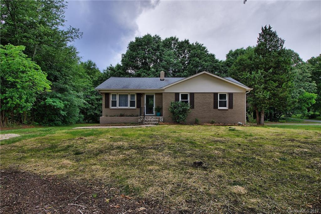 136 Lakeview Road Cherryville, NC 28021 - Photo 1 of 22 Gallery Image 1