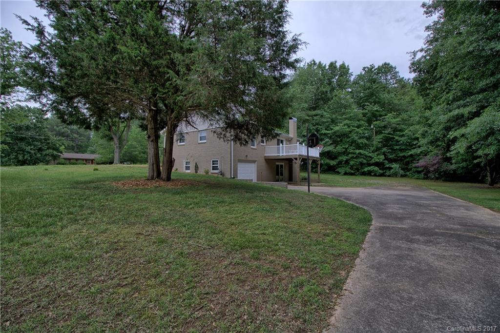 136 Lakeview Road Cherryville, NC 28021 - Photo 3 of 22 Gallery Image 3