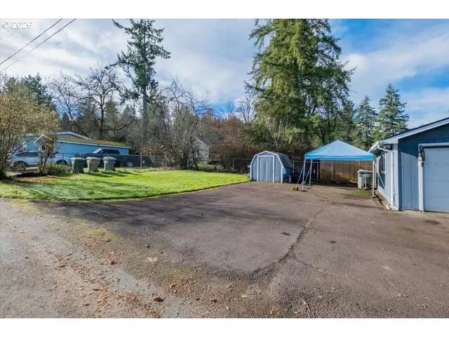 a house view with a outdoor space