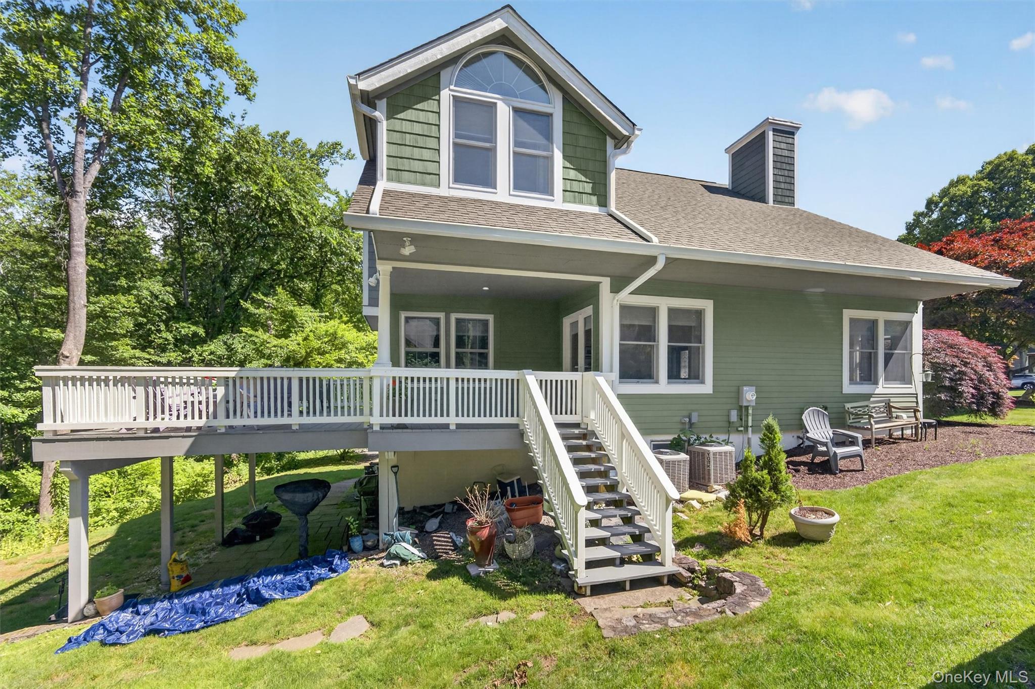 40 Nottingham Way Mahopac, NY 10541 - Photo 34 of 43 Side of deck with stairs to property