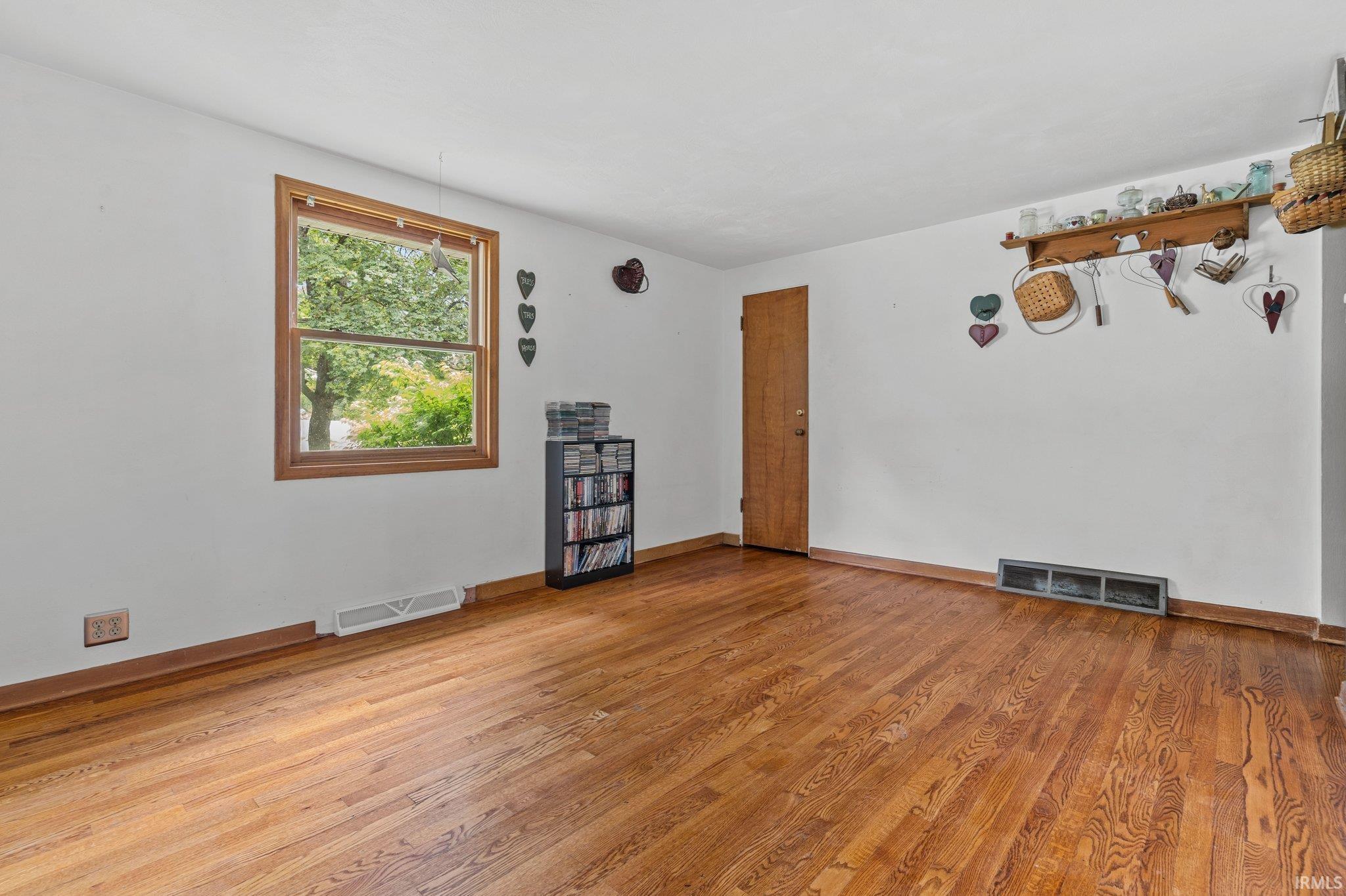 55993 Quince Road South Bend, IN 46619 - Photo 24 of 36 Gallery Image 24