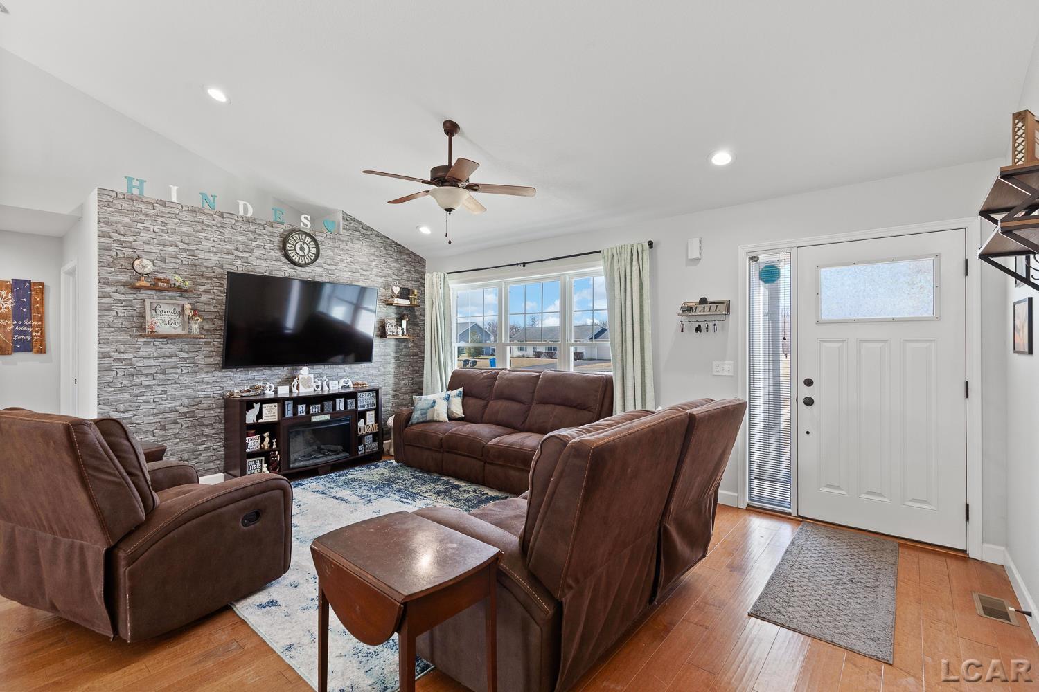 3153 Beaver Creek Ridge Adrian, MI 49221 - Photo 3 of 22 Gallery Image 3