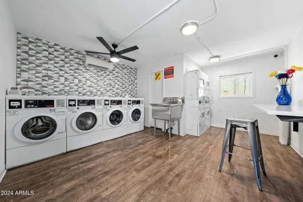 $749 | 1601 West Camelback Road, Unit A10AW, Phoenix, AZ 85015