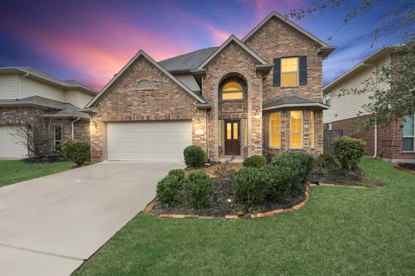 $2,800 | 18918 Morant Bay Drive, Richmond, TX 77407