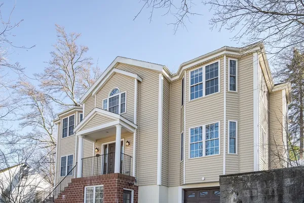 $998,000 | 120 Massachusetts Avenue, Unit 120, Lexington, MA 02420