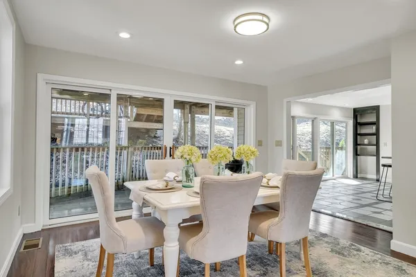 $998,000 | 120 Massachusetts Avenue, Unit 120, Lexington, MA 02420