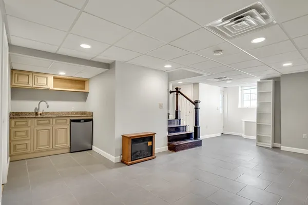$998,000 | 120 Massachusetts Avenue, Unit 120, Lexington, MA 02420