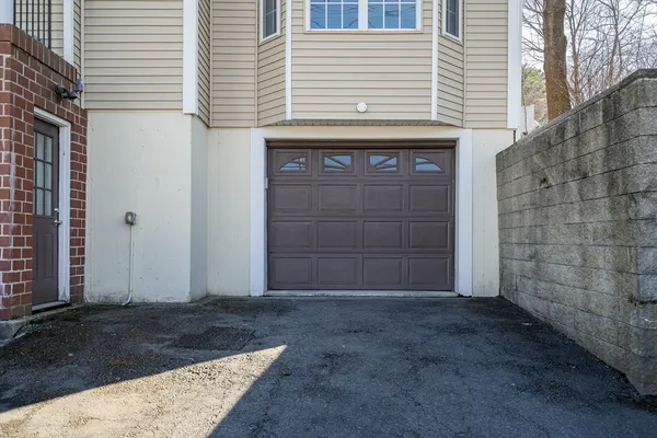 $998,000 | 120 Massachusetts Avenue, Unit 120, Lexington, MA 02420