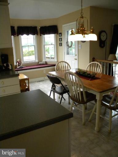 440 North Springdale Road Westminster, MD 21158 - Photo 17 of 30 Dining Area