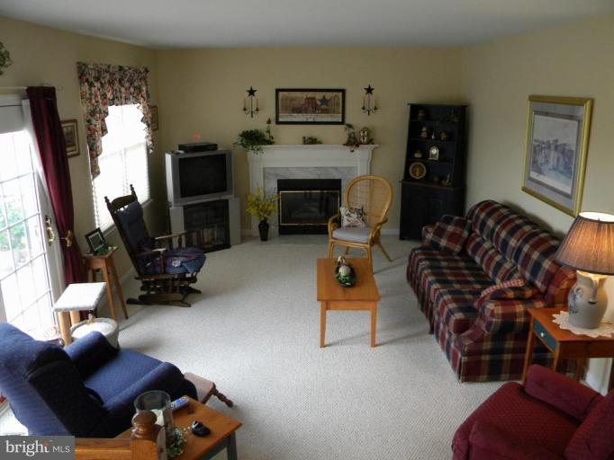 440 North Springdale Road Westminster, MD 21158 - Photo 18 of 30 Family Room