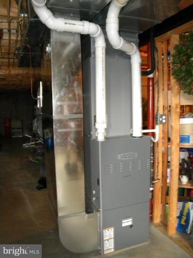 440 North Springdale Road Westminster, MD 21158 - Photo 27 of 30 NEW FURNACE!!!