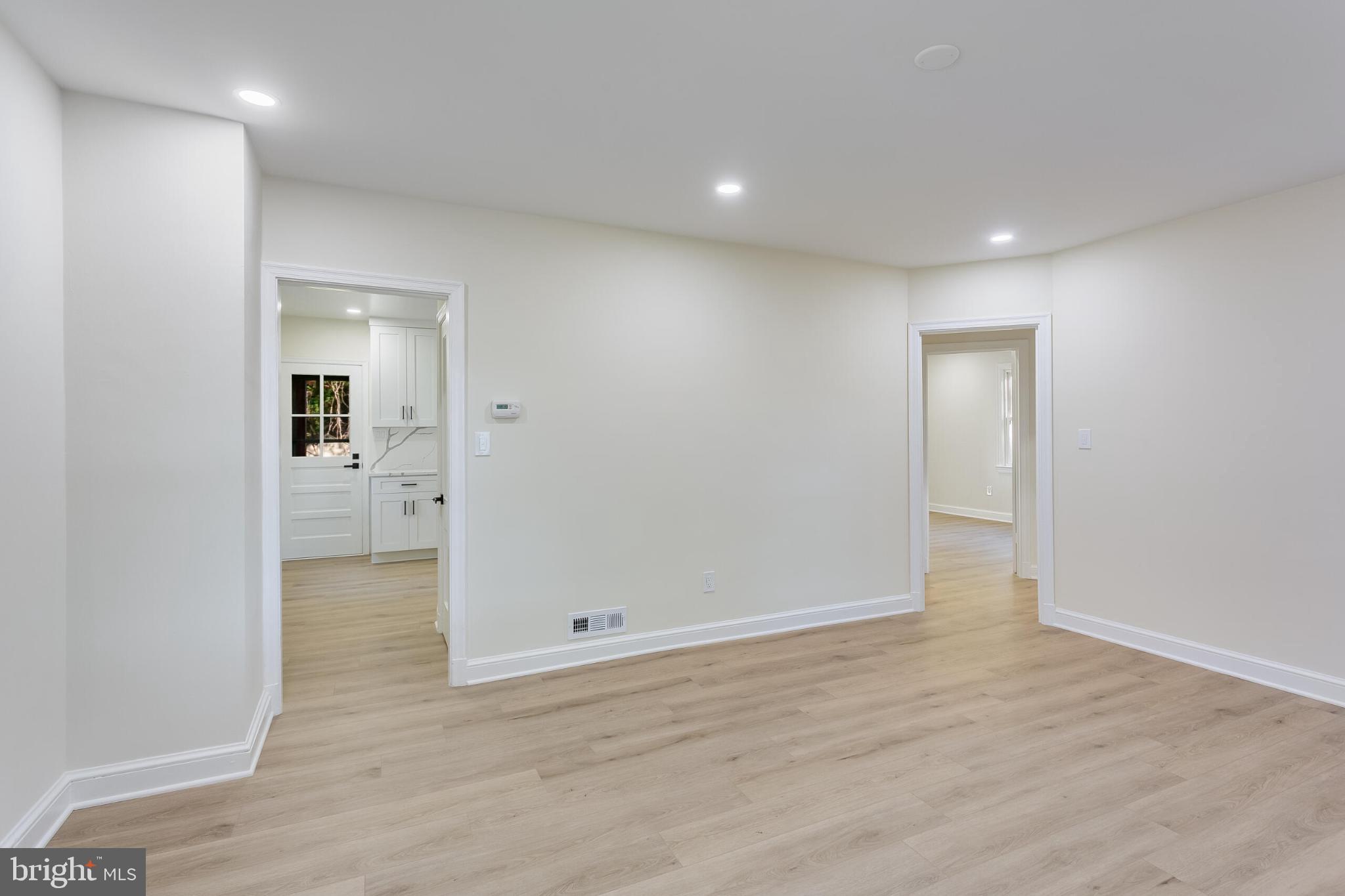 304 Franklin Place Silver Spring, MD 20901 - Photo 6 of 27 Bright and airy open space awaits your touch.