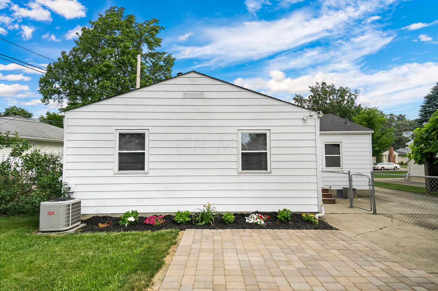 4525 Rodney Road Columbus, OH 43227 - Photo 34 of 41 Gallery Image 34