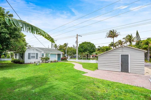 $1,549,000 | 145 North Swinton Avenue, Delray Beach, FL 33444