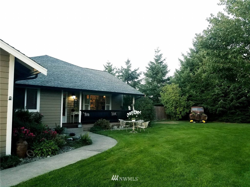 4412 182nd Lane Southwest Rochester, WA 98579 - Photo 2 of 20