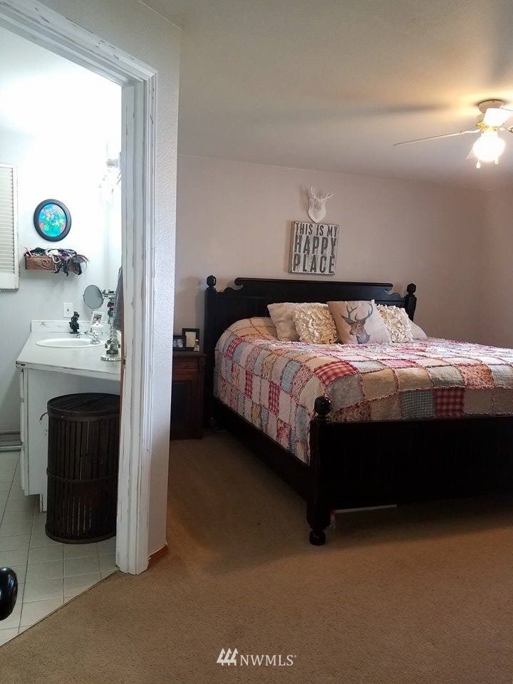 4412 182nd Lane Southwest Rochester, WA 98579 - Photo 14 of 20