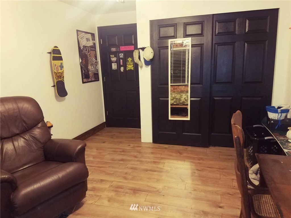 4412 182nd Lane Southwest Rochester, WA 98579 - Photo 4 of 20