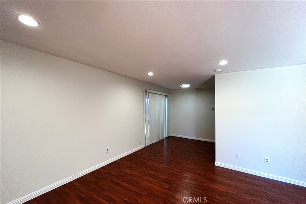 1326 Wheaton Way Riverside, CA 92507 - Photo 5 of 16 Access to the Backyard